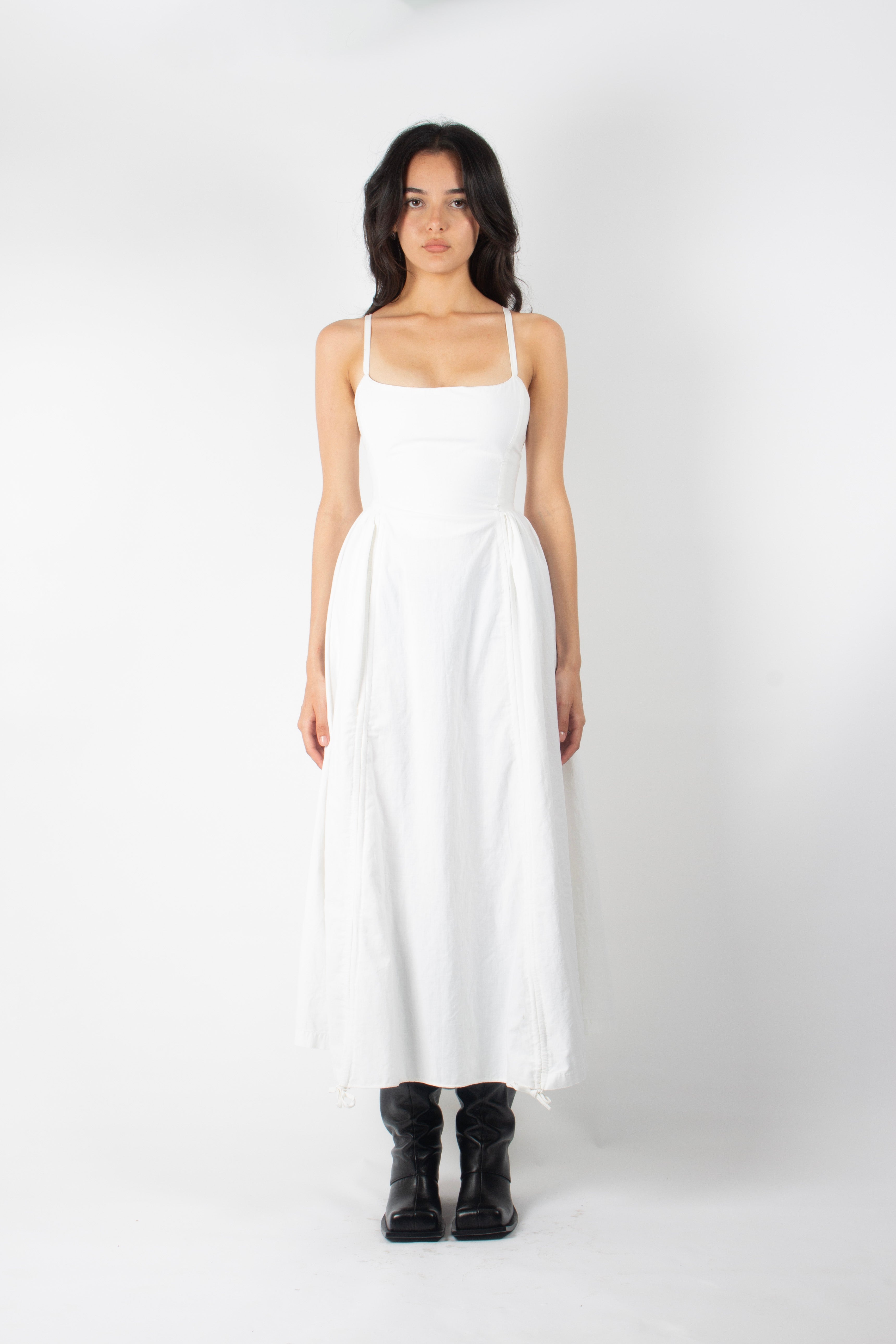 WHITE ADJUSTABLE BOUFFANT DRESS – Jeané Philomène